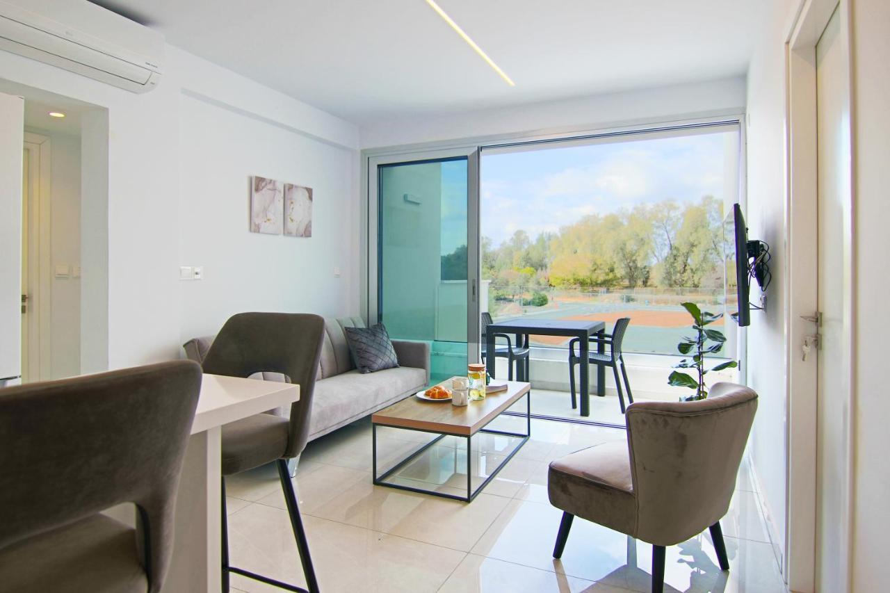 Phaedrus Living - Seaside Executive Flat Harbour 205 Apartment Paphos Ngoại thất bức ảnh