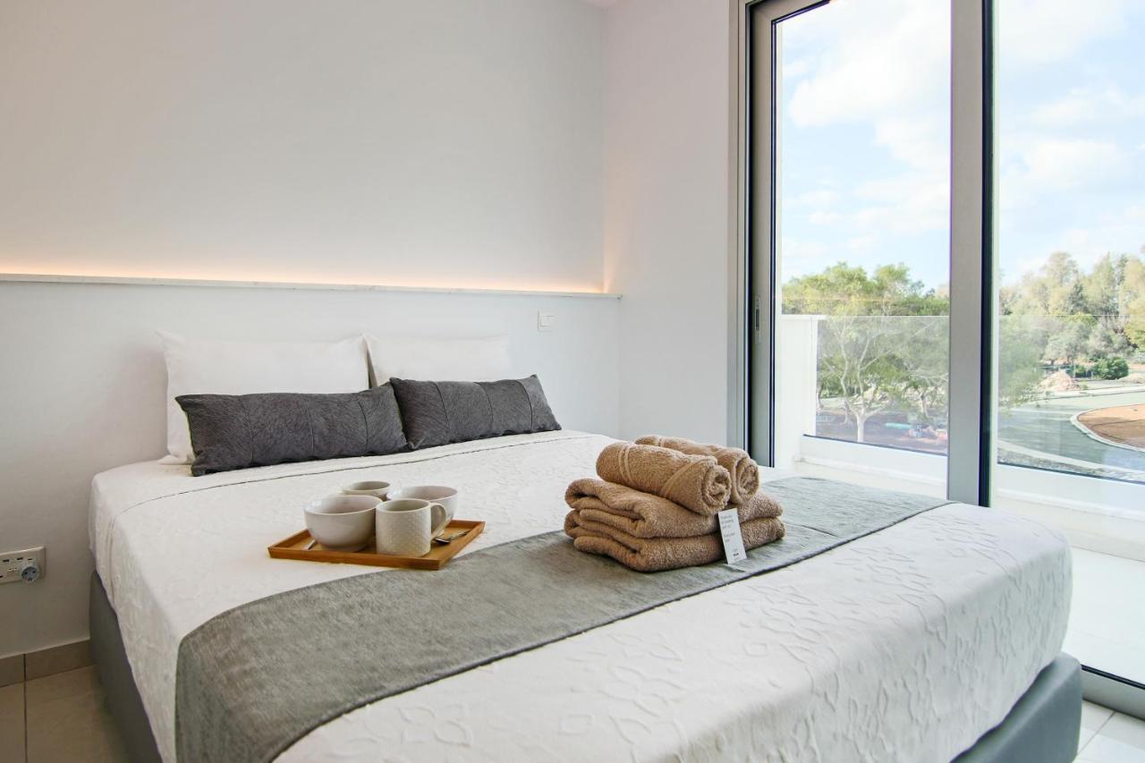 Phaedrus Living - Seaside Executive Flat Harbour 205 Apartment Paphos Ngoại thất bức ảnh