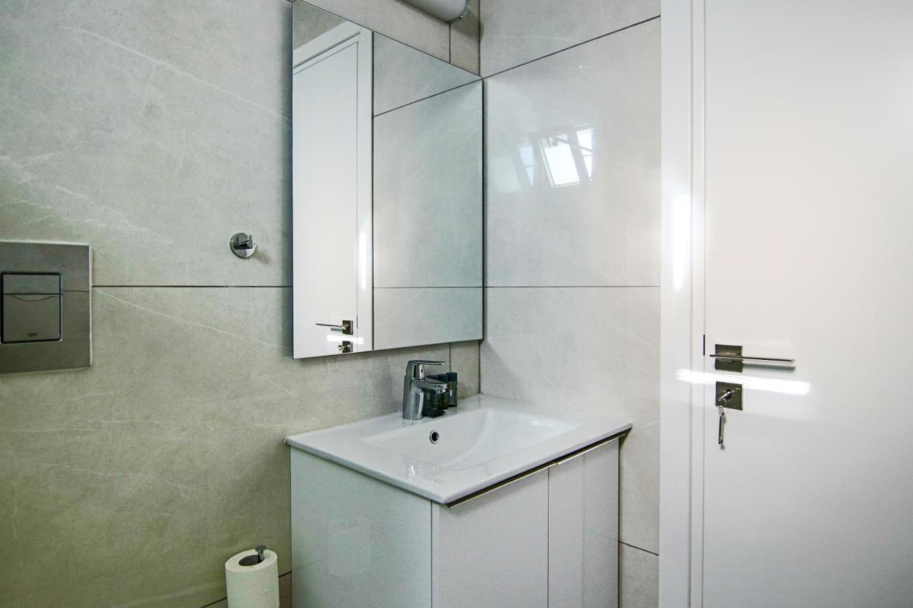 Phaedrus Living - Seaside Executive Flat Harbour 205 Apartment Paphos Ngoại thất bức ảnh
